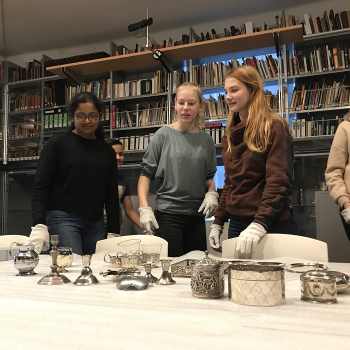 Popupmuseum_Wat zet je neer_foto H.E. van der Vlist